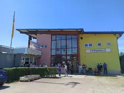 Gebäude