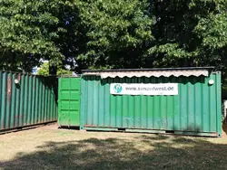 Container