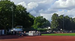 Verpflegung und Sprecherturm