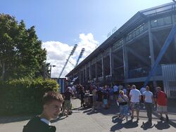 Osttribüne von außen