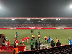 Einlauf der Mannschaften