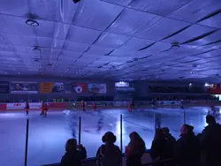 Einlauf der Mannschaften